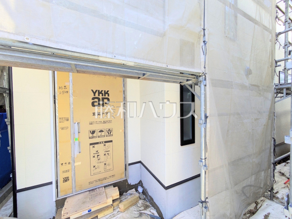 2号棟　玄関　【杉並区和泉３丁目】