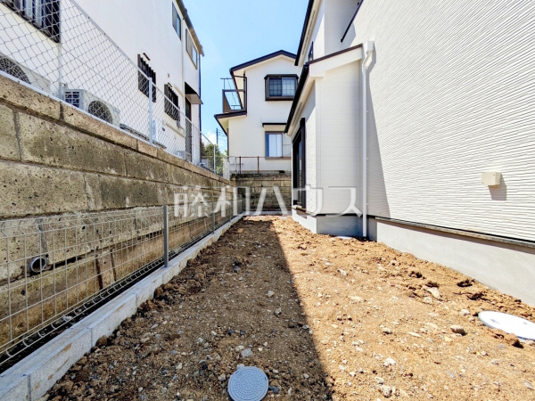 庭　【八王子市丸山町】