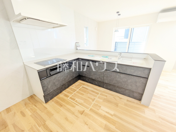 2号棟　キッチン　【福岡市南区長住６丁目】