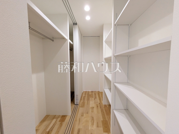 2号棟　収納　【福岡市南区長住６丁目】