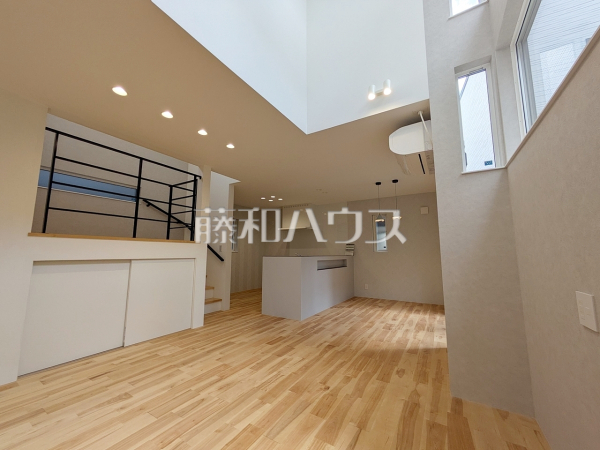 2号棟　リビング　【福岡市南区長住６丁目】