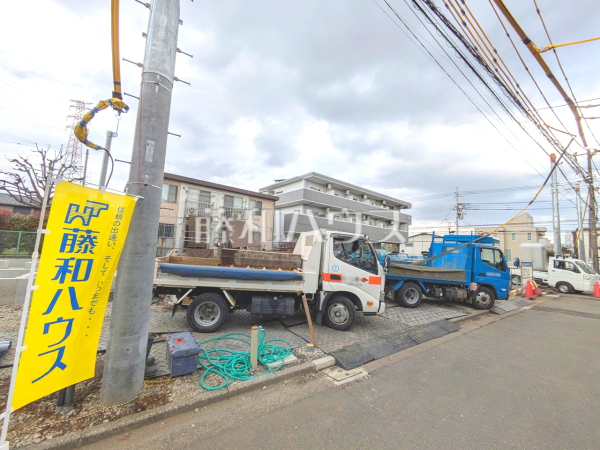 ≪現地外観≫ここに住む方を想像して、着々と建築しております！【府中市西府町３丁目】