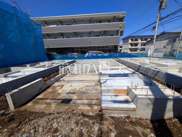 ≪F号棟　外観≫ご家族が集うリビングは広さゆったり約16.64帖でご用意☆　【府中市西府町３丁目】