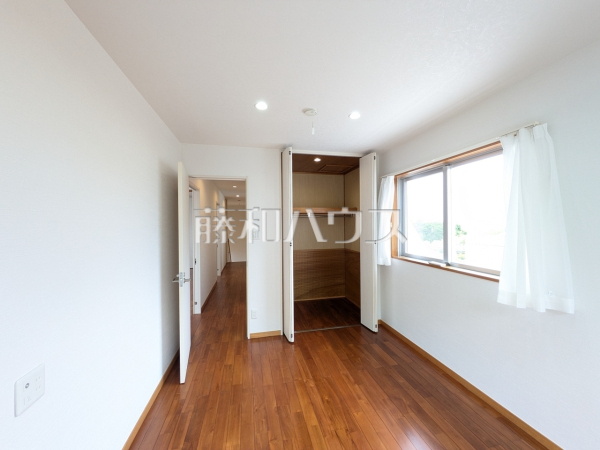 居室　【那覇市古島２丁目】