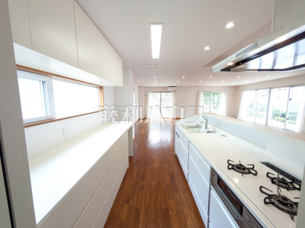 キッチン　【那覇市古島２丁目】