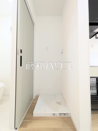 B号棟　洗濯機置き場　【世田谷区八幡山２丁目】