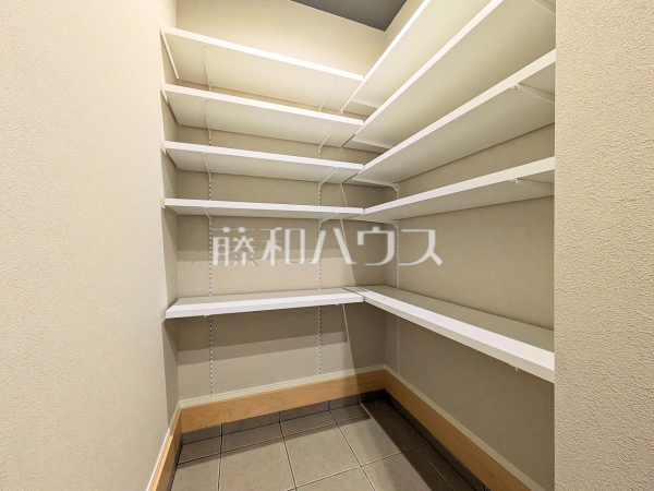シューズインクローゼット.　【杉並区浜田山１丁目】