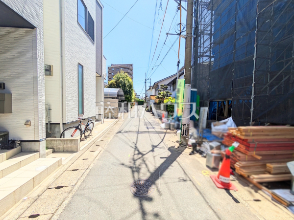 接道状況および現場風景　【福岡市博多区南本町１丁目】