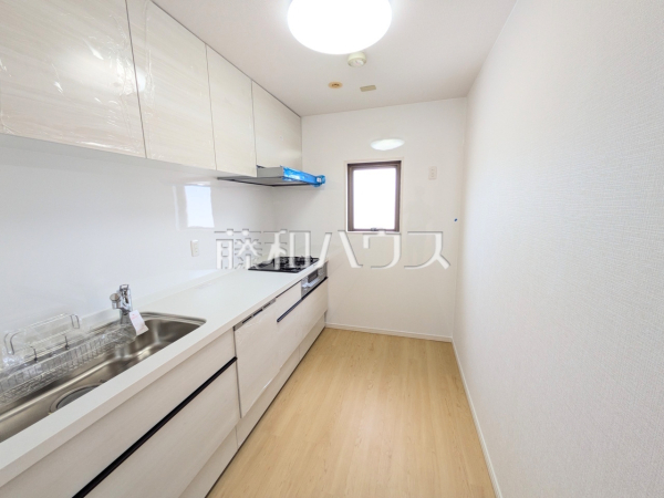 キッチン　【ライオンズマンション泊3丁目第3】