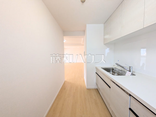 キッチン　【ライオンズマンション泊3丁目第3】