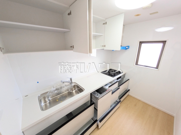 キッチン　【ライオンズマンション泊3丁目第3】