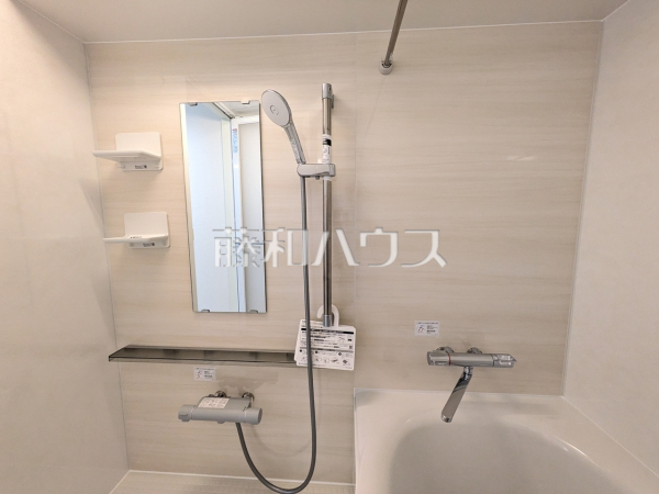 浴室　【ライオンズマンション泊3丁目第3】