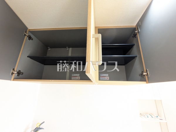 玄関収納　【ライオンズマンション泊3丁目第3】