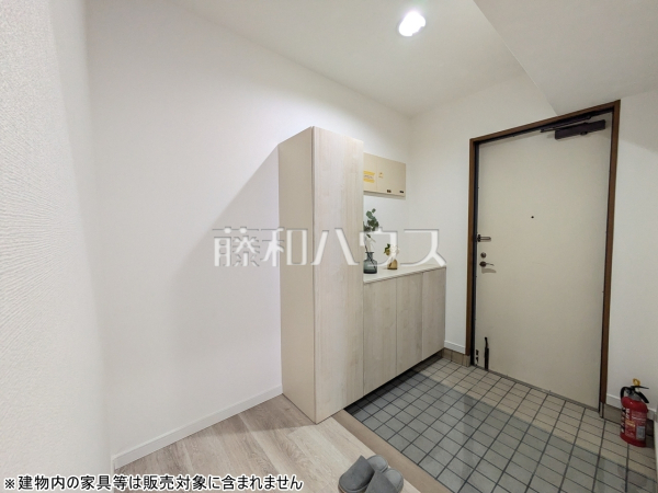 玄関　【グランシャトレ松尾】