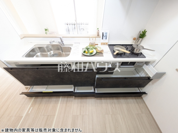 A号棟　キッチン　【糸満市西崎町3丁目】