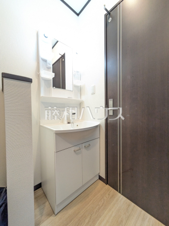 洗面台　【練馬区三原台２丁目】