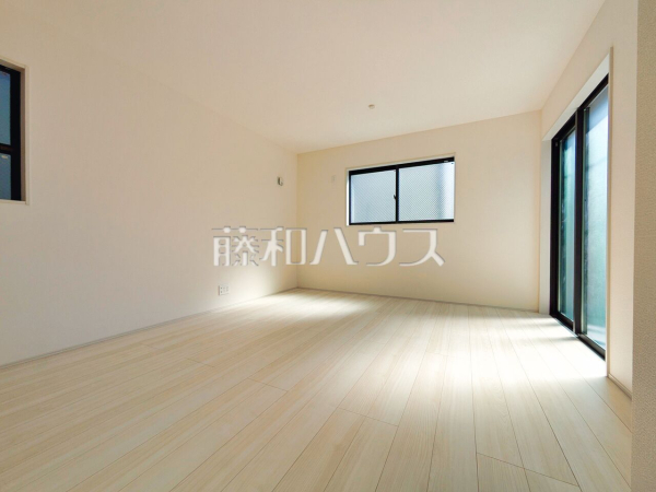 2号棟　リビング　【東久留米市前沢５丁目】