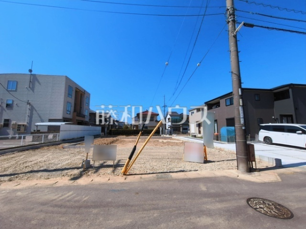 接道状況および現場風景　【小牧市藤島町中島】