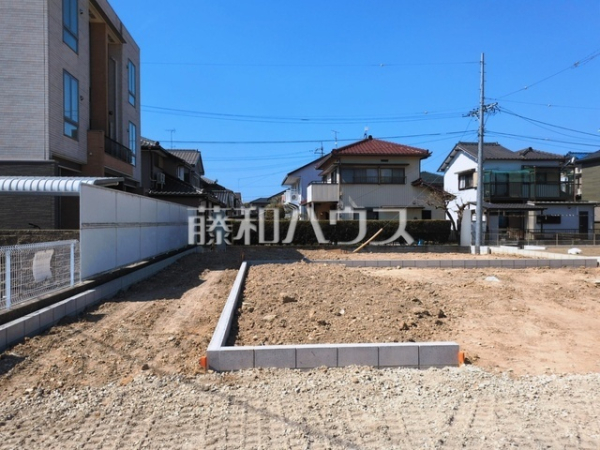 現地