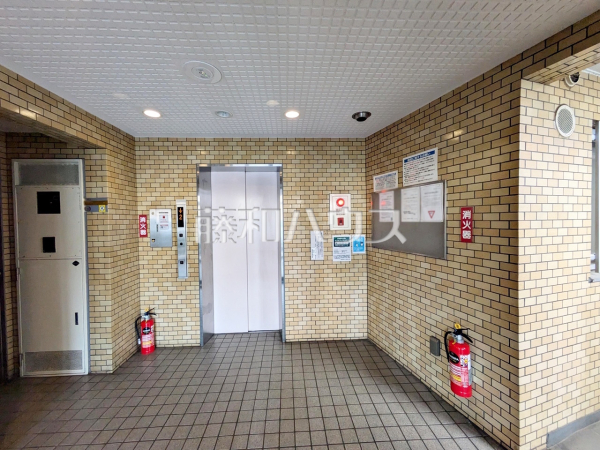 エントランス　【藤和調布柴崎コープ】