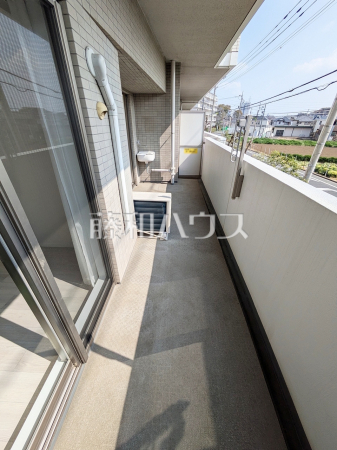 バルコニー　【セルテシティオ世田谷烏山】