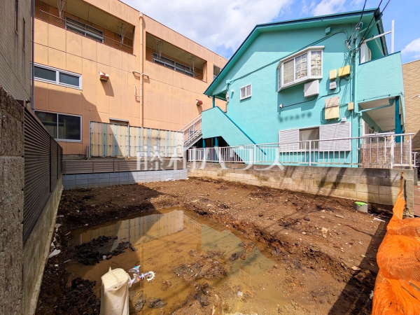 1階よりも光が差し込みやすい2階にリビングを設置することで、明るいリビングを実現！ 　【和光市白子３丁目】