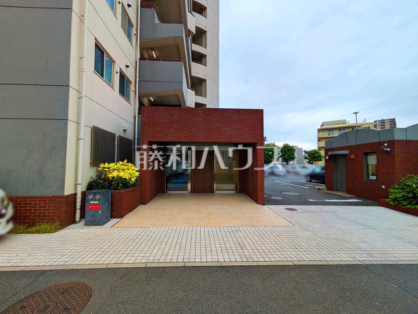 エントランス　【ルジェンテ・リベル志木弐番館】