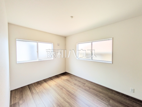 2号棟　居室　【福岡市東区美和台５丁目】