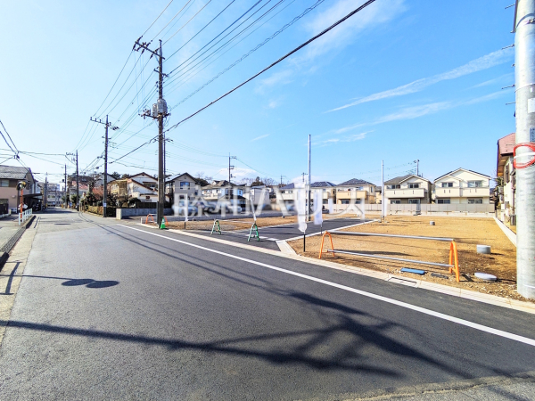 建築条件はございませんので、ライフスタイルに合わせた自由なマイホームづくりが可能です。　【小平市小川東町】