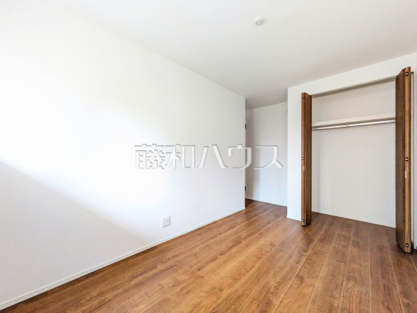 居室　【立川市高松町１丁目】