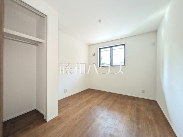 居室　【立川市高松町１丁目】