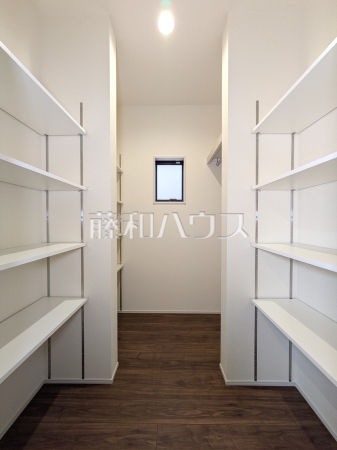 ファミリークローク　【昭島市東町５丁目】