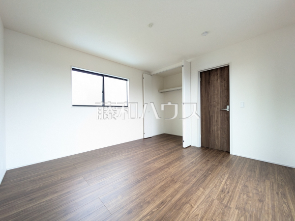 居室　【昭島市東町５丁目】