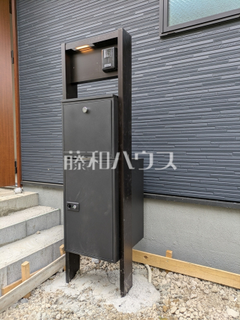 TVモニター付きインターホン・郵便ポスト・宅配ボックス　【練馬区大泉学園町８丁目】