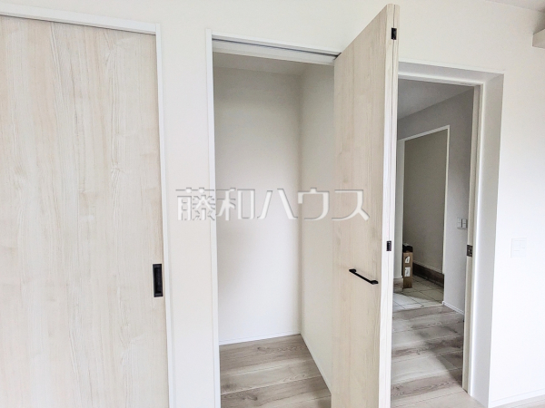 収納　【福岡市東区塩浜１丁目】