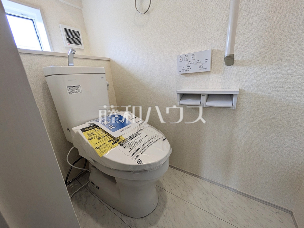 トイレ　【府中市浅間町４丁目】