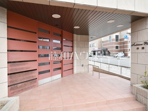 エントランス　【アンビシャスプラザ中神】