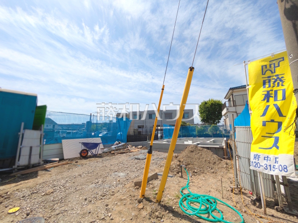 ≪現地外観≫周辺は落ち着いた雰囲気の住宅地です。小さなお子様がいるご家庭も安心です。【府中市住吉町１丁目】