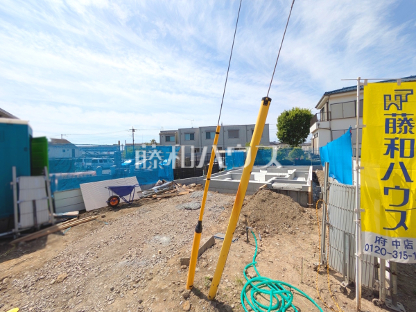 ≪2号棟　外観≫ここに住む方を想像して、着々と建築しております！　【府中市住吉町１丁目】