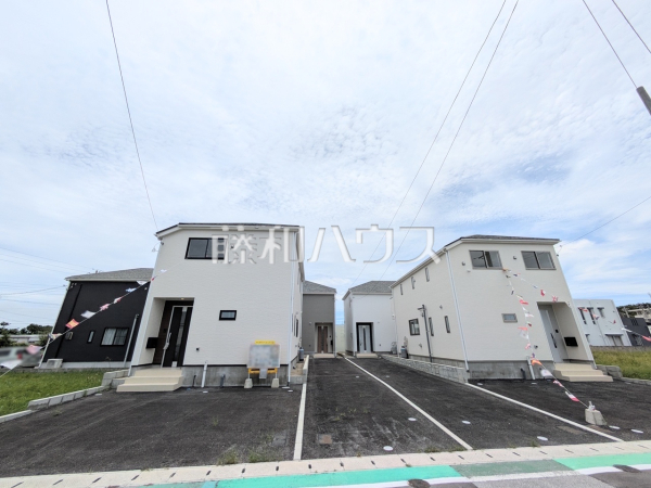 外観　【うるま市与那城屋慶名】