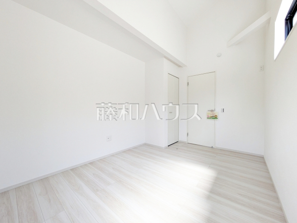 居室　【新座市栗原６丁目】
