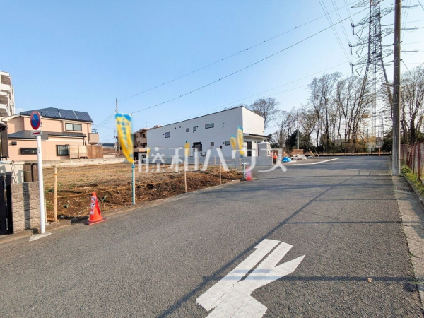 接道状況および現場風景　【東大和市向原４丁目】ぜひ実物をご覧いただきたく思います。喜んでご案内いたしますのでお気軽にお問合せ下さい。