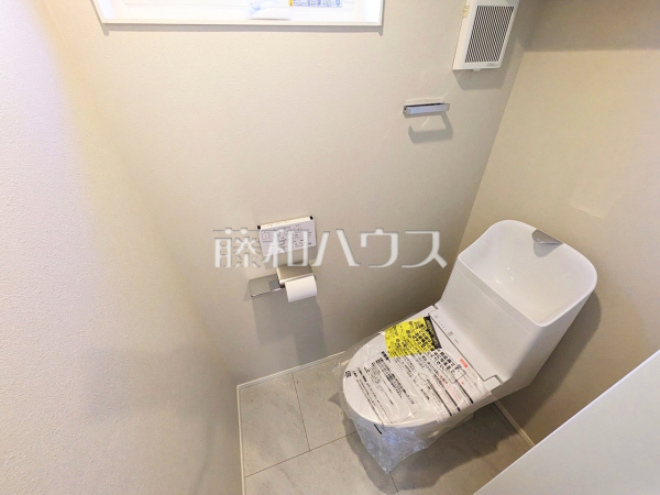 2号棟　トイレ　【杉並区宮前５丁目】