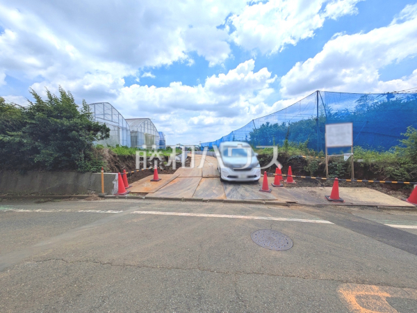 接道状況および現場風景　【東村山市恩多町１丁目】
