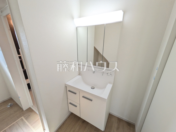 1号棟　洗面室　【春日井市上条町１０丁目】