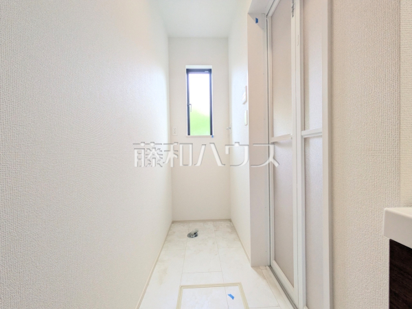 A号棟　洗面室・洗濯機スペース　【調布市深大寺元町３丁目】