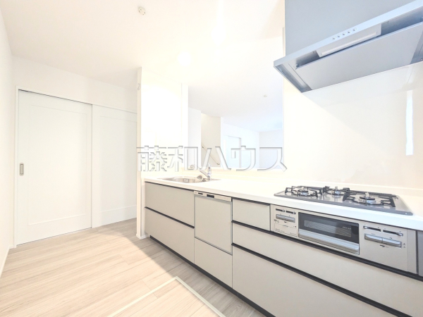 A号棟　キッチン　【東村山市諏訪町１丁目】