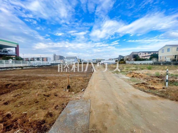 現場風景　【小平市花小金井３丁目】物件の事、諸費用の事など、小さな疑問もお気軽にご連絡・ご相談下さい。