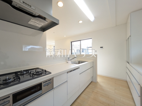 キッチン　【志木市柏町１丁目】