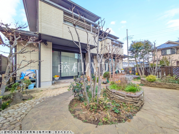 庭　【立川市西砂町６丁目】